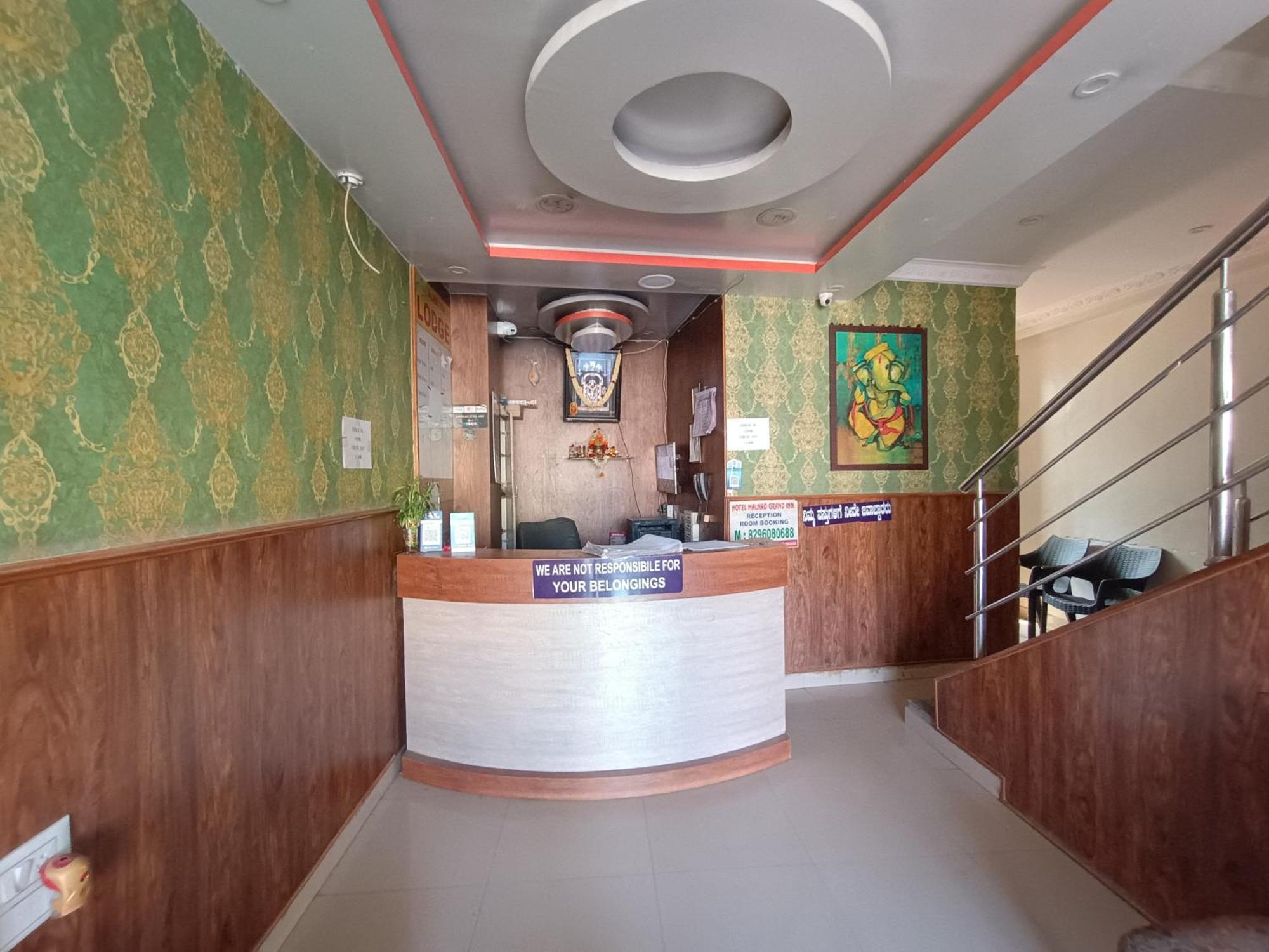 Hotel Malnad Grand Inn Kumbalgod Екстериор снимка